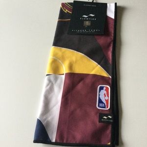 SLOWTIDE NBA CLEVELAND CAVALIERS MICROFIBER TOWEL NWT
13” x 31”